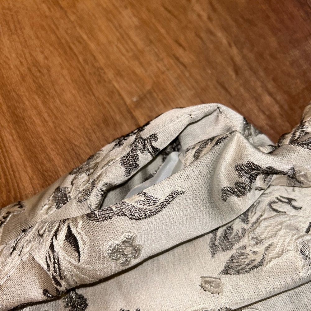 Elegant cocktail dress size 6 - Picture 4 of 10